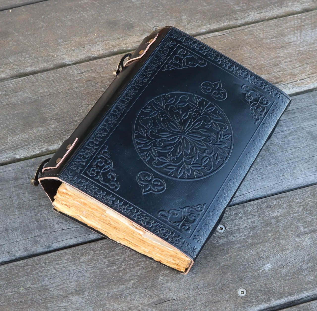 Leather Journal Notebooks Blank Spell Book of Shadows Handmade Drogon journal with Lock Clasp Gifts for Men & Women