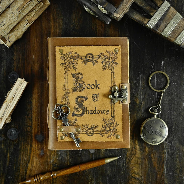 Leather Journal Notebooks Blank Spell Book of Shadows Handmade Soft Leather Book of Shadows Vintage  Antique Key Handmade Leather Journal with Lock Clasp Gifts for Men & Women