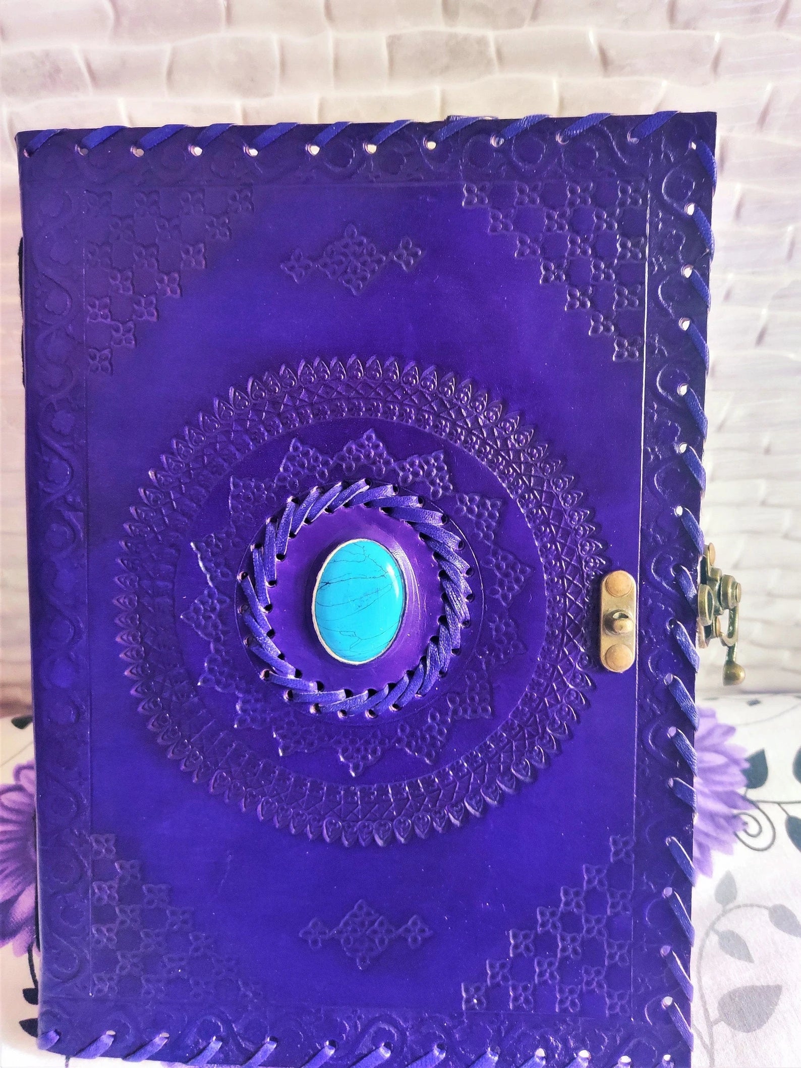 Leather Journal Notebooks Blank Spell Vintage Book Handmade Stone Bound, Stone Embossed journal with Lock Clasp Gifts for Men & Women