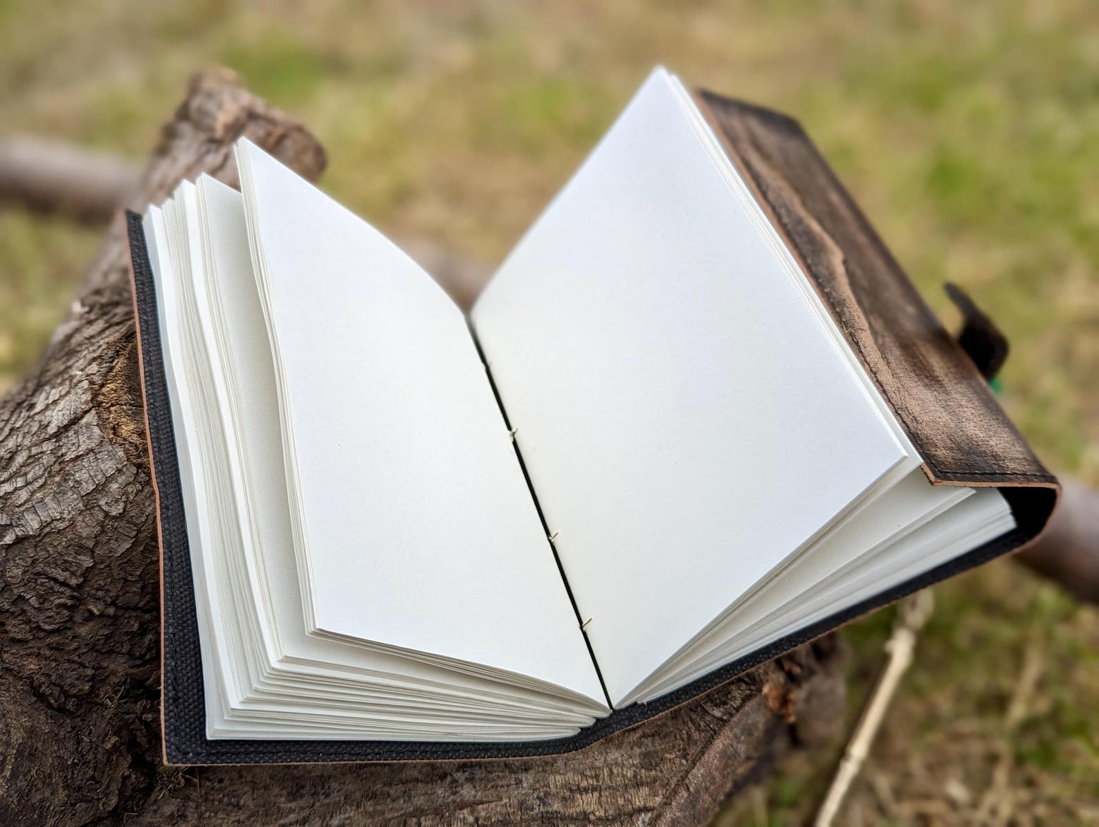 Leather Journal Notebooks Blank Spell Book of Shadows Handmade Hand-Painted Wolf Leather journal with Lock Clasp Gifts for Men & Women