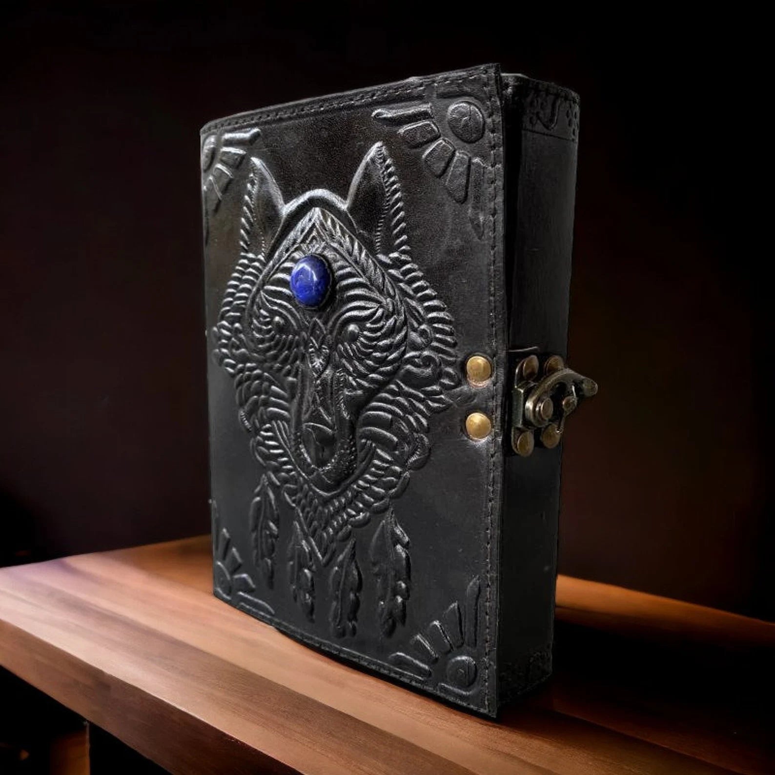 Leather Journal Notebooks Blank Spell Vintage Book Handmade Wolf Embossed journal with Lock Clasp Gifts for Men & Women