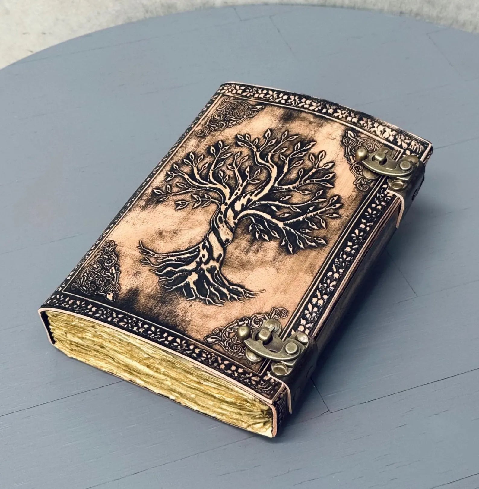 Leather Journal Notebooks Blank Spell Vintage Book Handmade Tree of Life Embossed Notebook journal with Lock Clasp Gifts for Men & Women