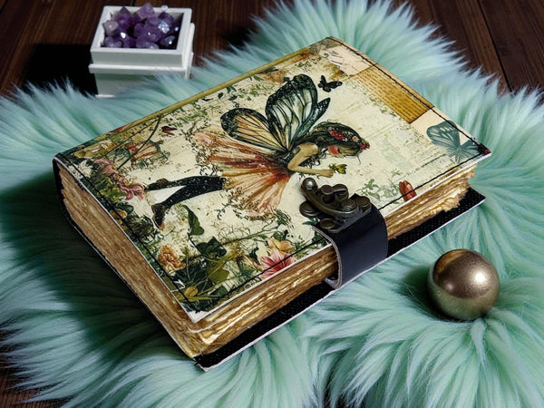 Leather Journal Notebooks Blank Spell Book of Shadows Handmade Fairy Journal with Lock Clasp Gifts for Men & Women